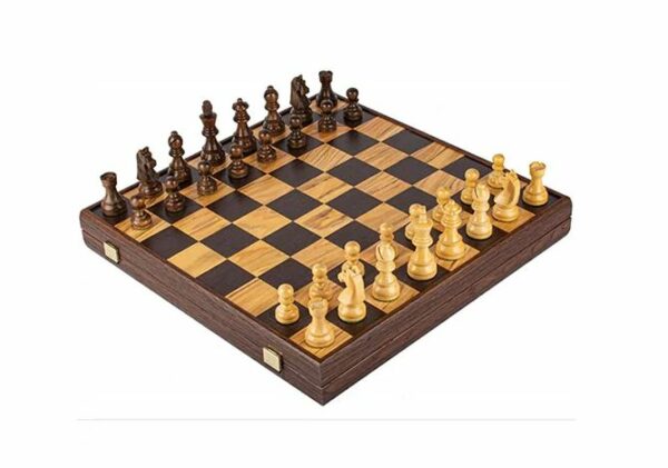 échiquier - fait main en Grèce - jeu d'échecs en bois - 43x43 - jeu de société - jeu classique - jeux-reves-et-jouets- thonon-les-bains - évian-les-bains - chablais - haute-savoie - suisse - genève
