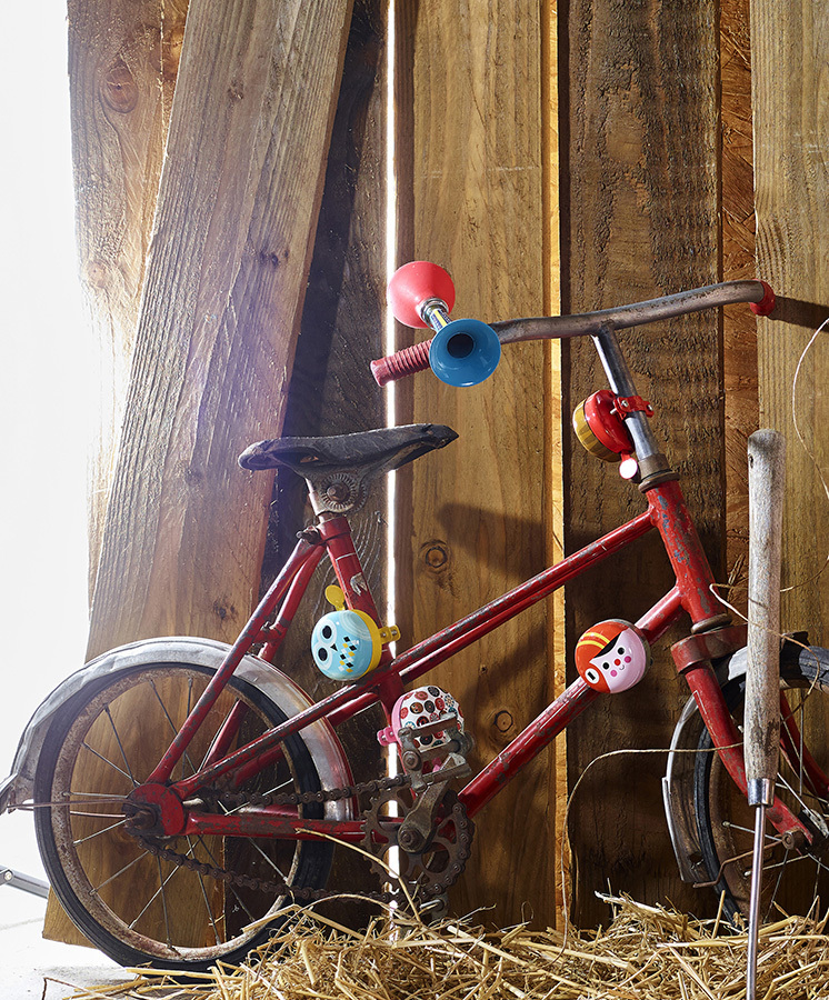 sonnette-de-velo-en-metal-lion-ingela-p.arrhenius_jeux_reves_et_jouets_thonon_les_bains_haute_savoie_leman_chablais