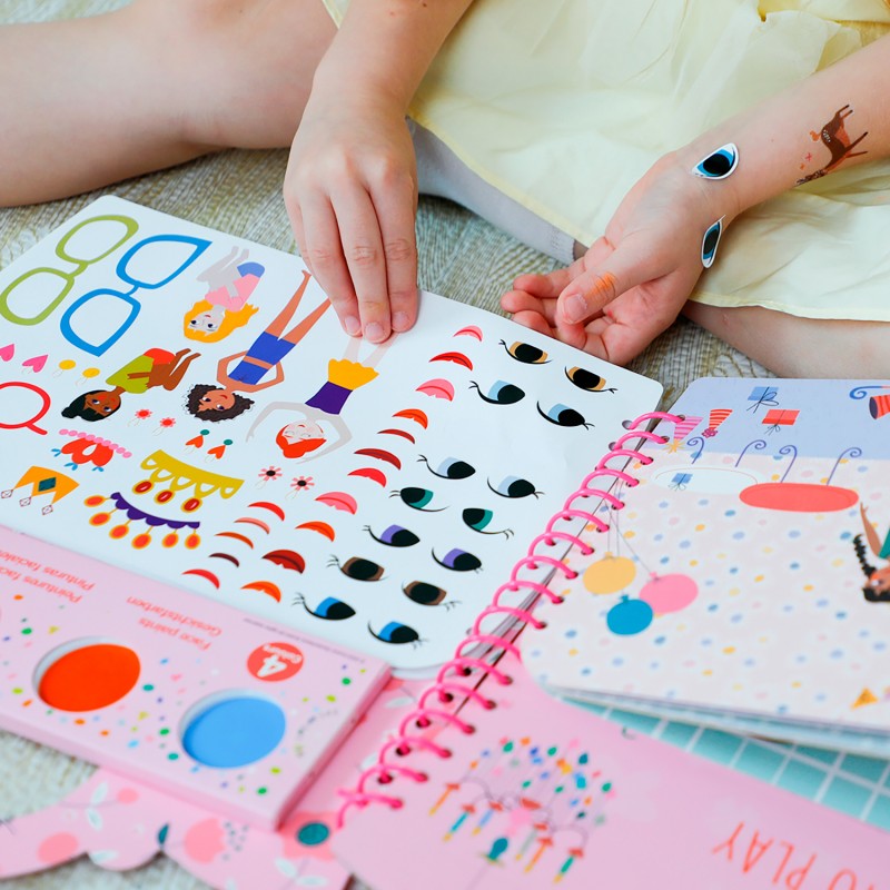 STICKER BOOK - Dress up - Ulysse