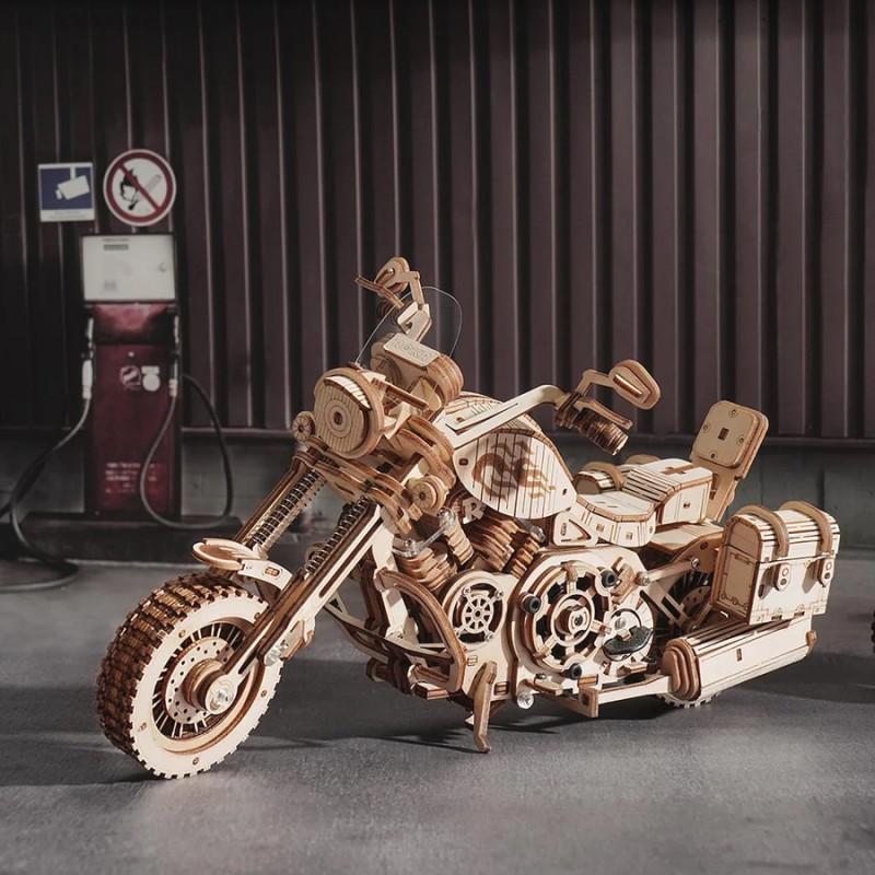 Cruiser Motorcycle - Rork