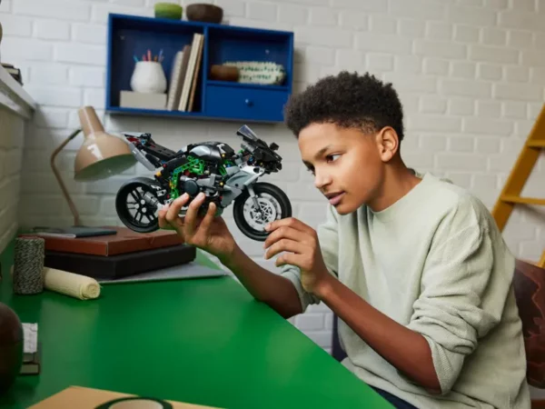 moto Kawasaki Ninja H2R - 42170 - - LEGO-®- Technic - Jeux de construction _ jeux-reves-et-jouets
