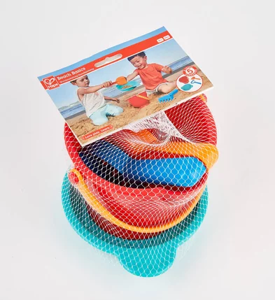 LES-ACCESSOIRES-CLASSIQUES-DE-PLAGE-hape-thonon-evian-jeuxrevesetjouets.