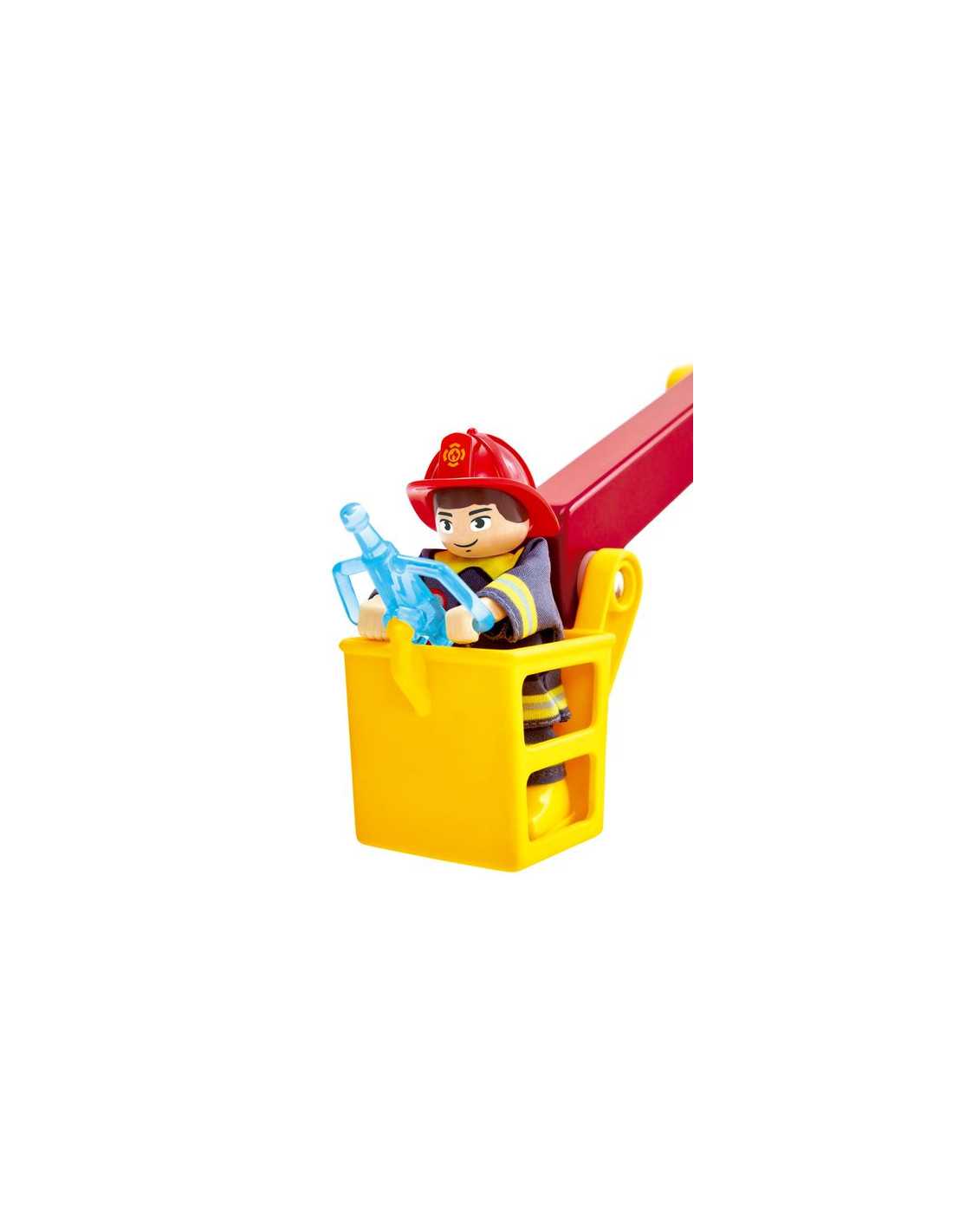 camion-de-pompiers-son-et-lumiere-en-bois-hape-jeuxrevesetjouets-thonon-evian-1