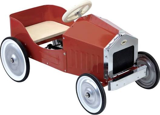 Voiture-vilac-pédales-rouge-bois-metal-retro-3-ans-exterieur-jeux-reves-et-jouets